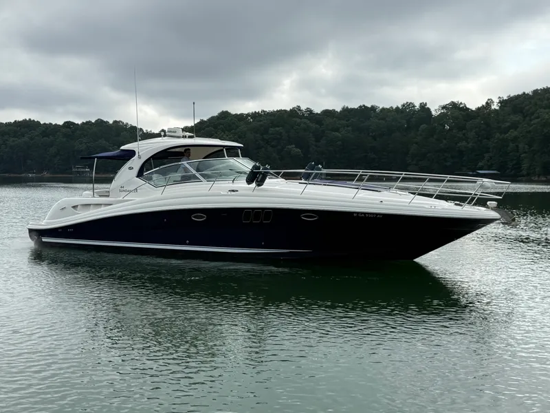 Slide: The Image of Sea Ray 44 SUNDANCER 2006 - 63