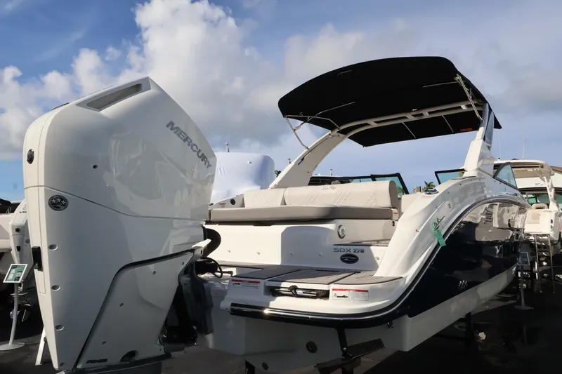 Slide: The Image of Sea Ray SDX 270 Outboard 2027 - 5