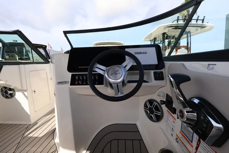 Slide: The Image of Sea Ray SDX 270 Outboard 2027 - 17
