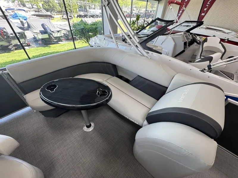 Slide: The Image of Sylvan MIRAGE 818 FISH 2026 - 19