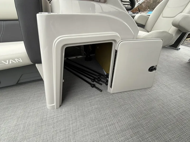 Slide: The Image of Sylvan MIRAGE 818 CRS 2026 - 11