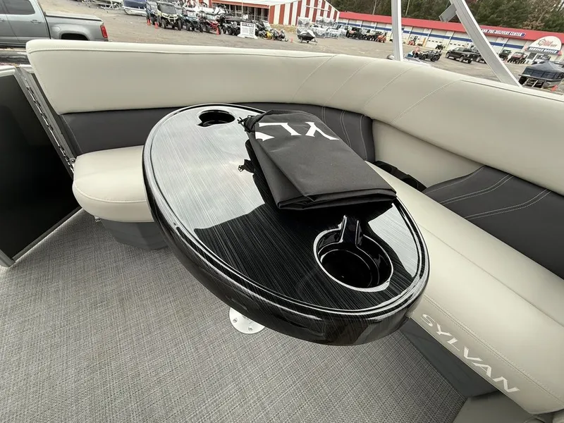 Slide: The Image of Sylvan MIRAGE 818 CRS 2026 - 13