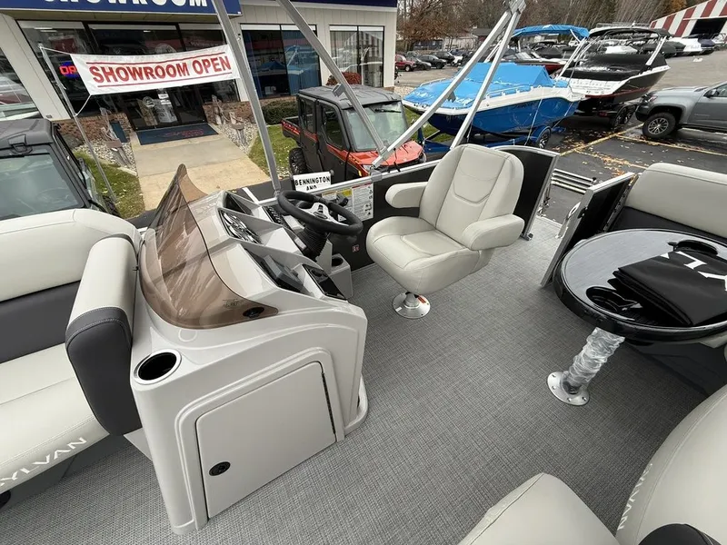 Slide: The Image of Sylvan MIRAGE 818 CRS 2026 - 3