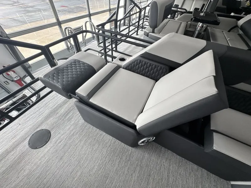 Slide: The Image of Sylvan L3 LZ DH 2026 - 38