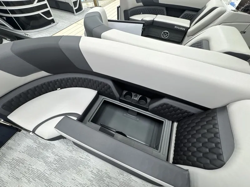 Slide: The Image of Sylvan L3 DLZ Bar 2026 - 12