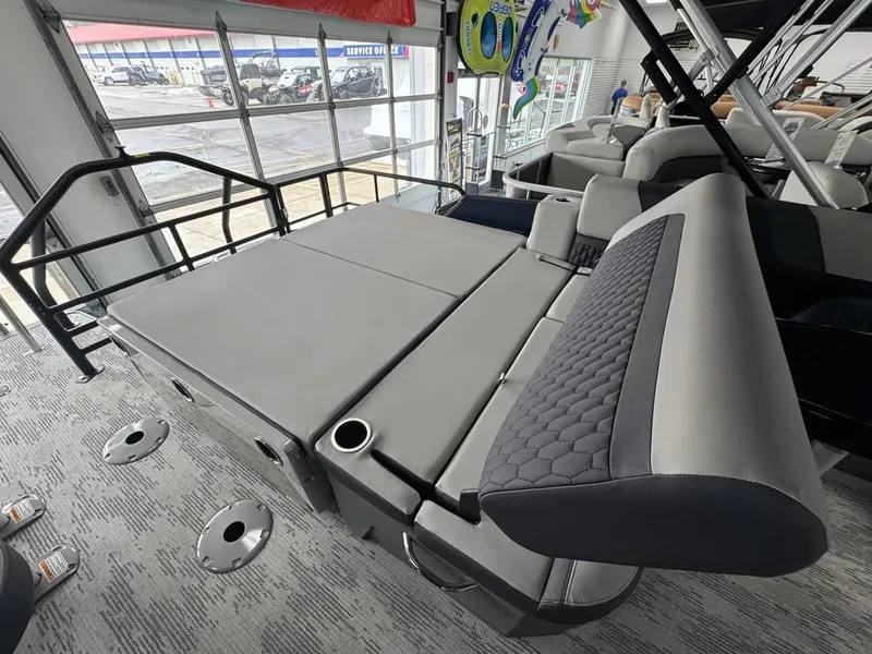 Slide: The Image of Sylvan L3 DLZ Bar 2026 - 37