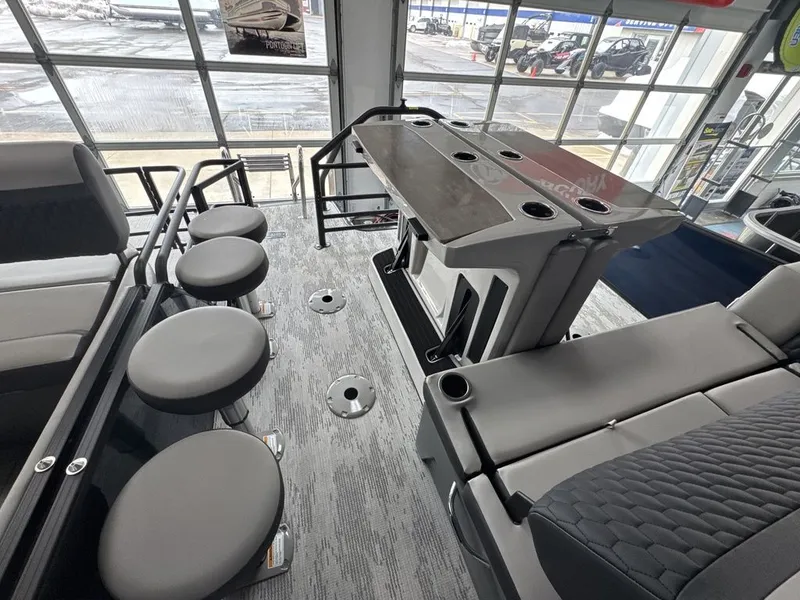 Slide: The Image of Sylvan L3 DLZ Bar 2026 - 31