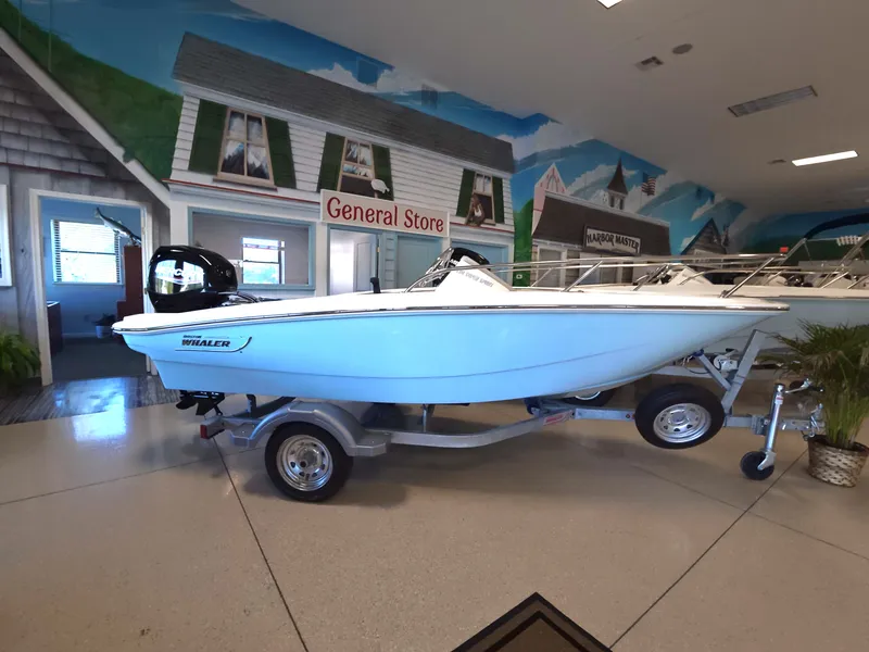 The Image of Boston Whaler 130 Super Sport 2027 - 0