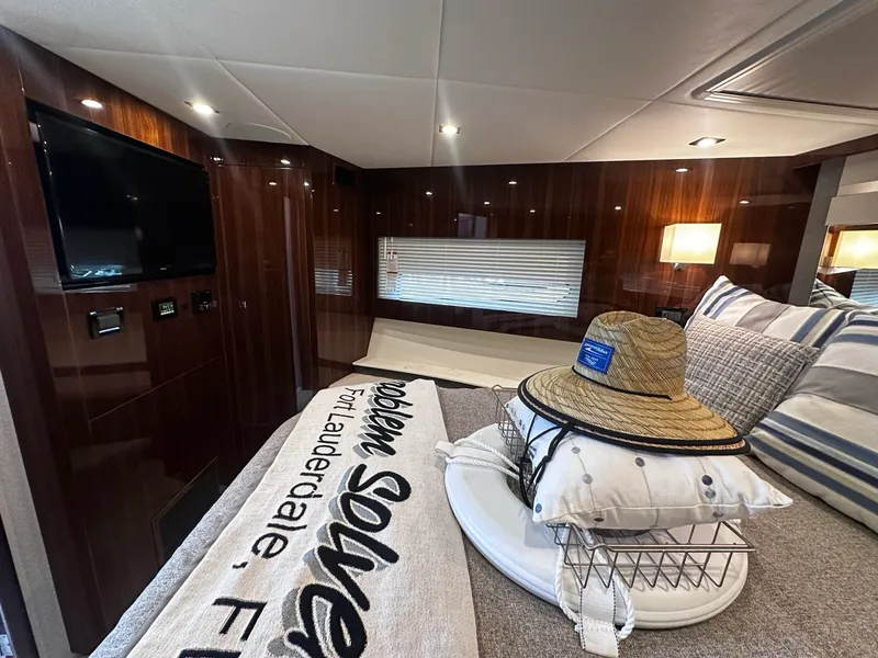 Slide: The Image of Cruisers 46 CANTIUS 2023 - 33