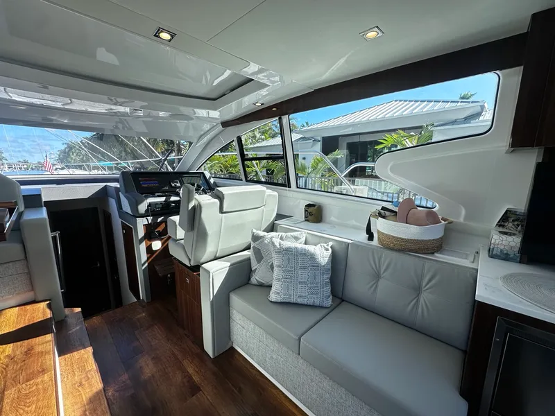 Slide: The Image of Cruisers 46 CANTIUS 2023 - 35