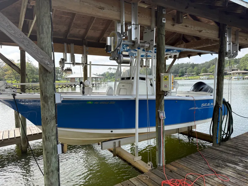Slide: The Image of Sea Hunt ULTRA 211 2013 - 10