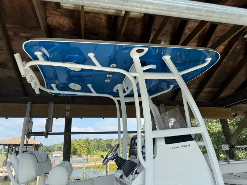 Slide: The Image of Sea Hunt ULTRA 211 2013 - 13