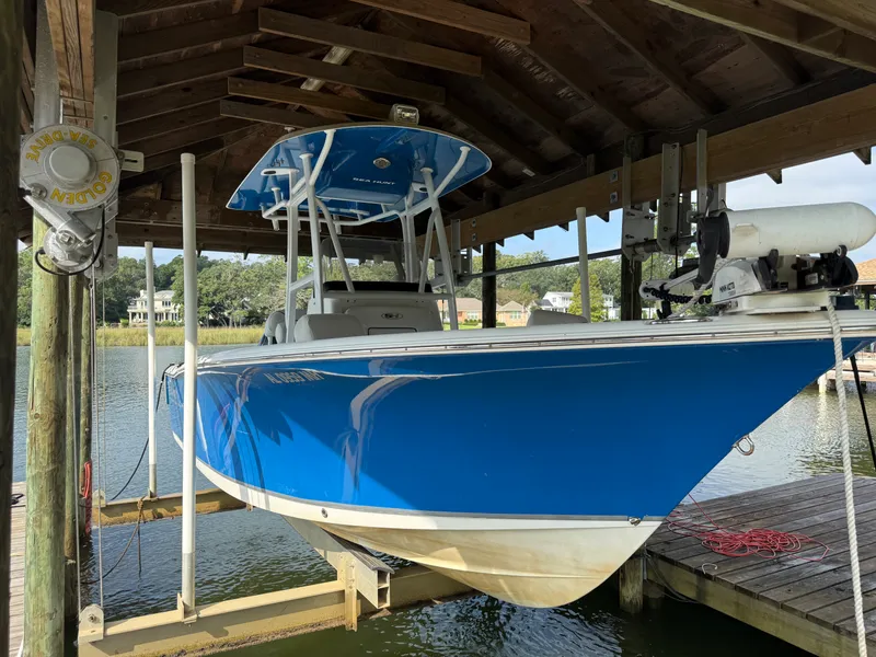 Slide: The Image of Sea Hunt ULTRA 211 2013 - 6