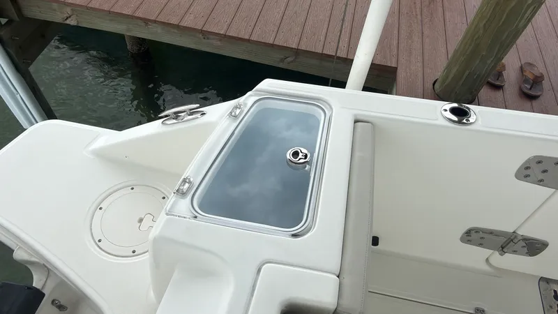 Slide: The Image of Boston Whaler 280 VANTAGE 2024 - 31