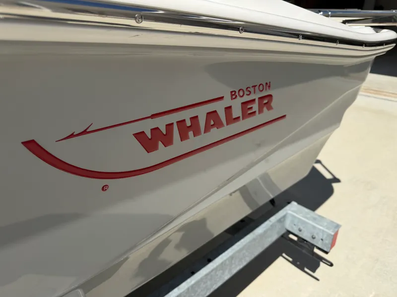 Slide: The Image of Boston Whaler 160 SUPER SPORT 2023 - 33