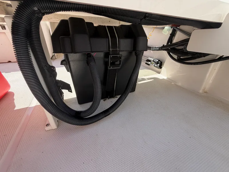 Slide: The Image of Boston Whaler 160 SUPER SPORT 2023 - 21