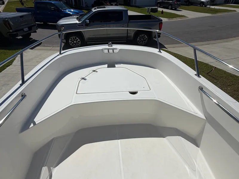 Slide: The Image of Boston Whaler 160 SUPER SPORT 2023 - 17