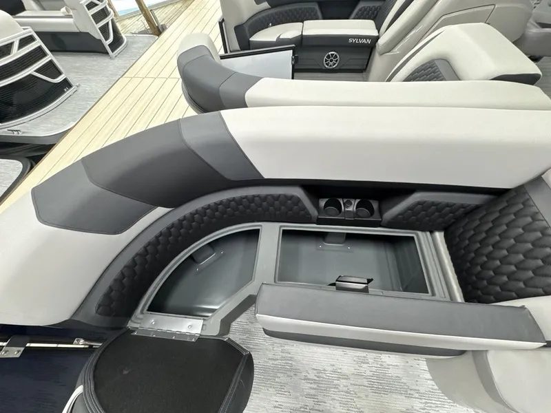 Slide: The Image of Sylvan L3 DLZ Bar 2026 - 10