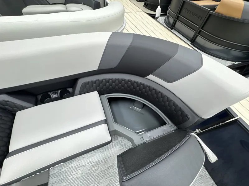 Slide: The Image of Sylvan L3 DLZ Bar 2026 - 8