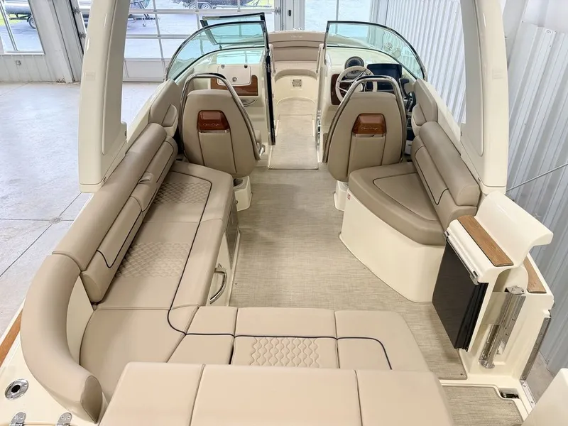 Slide: The Image of Chris Craft Launch 28 GT 2026 - 5