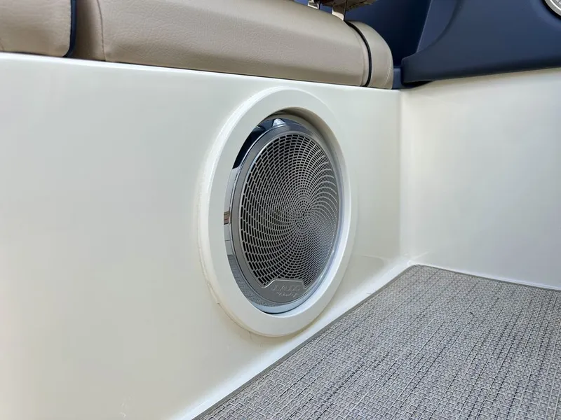Slide: The Image of Chris Craft Sportster 28 2026 - 33