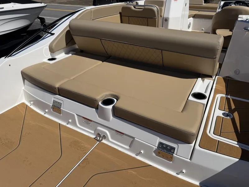 Slide: The Image of Bayliner D22i 2026 - 31
