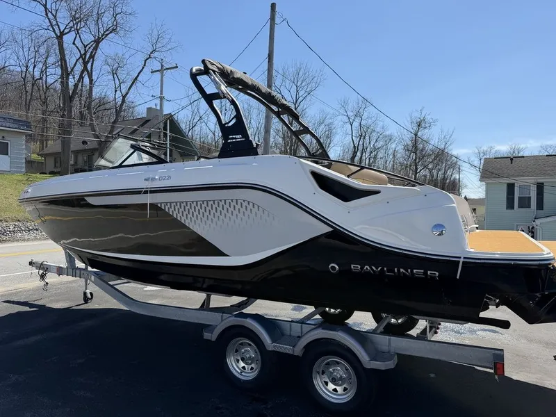 Slide: The Image of Bayliner D22i 2026 - 3