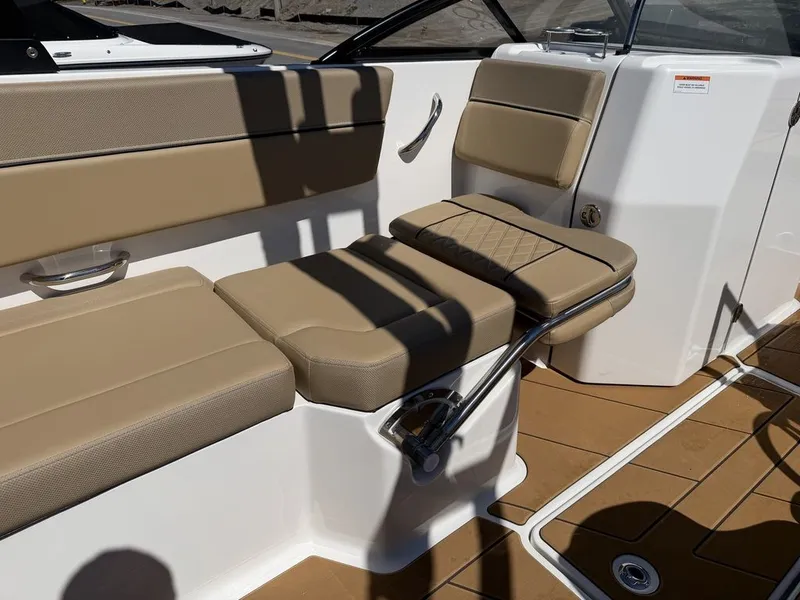 Slide: The Image of Bayliner D22i 2026 - 36