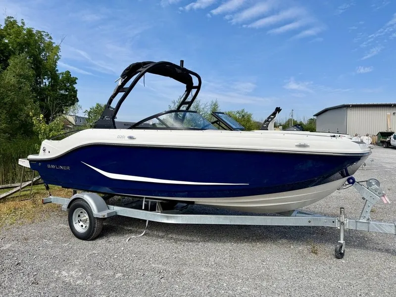 Slide: The Image of Bayliner D20i 2026 - 59