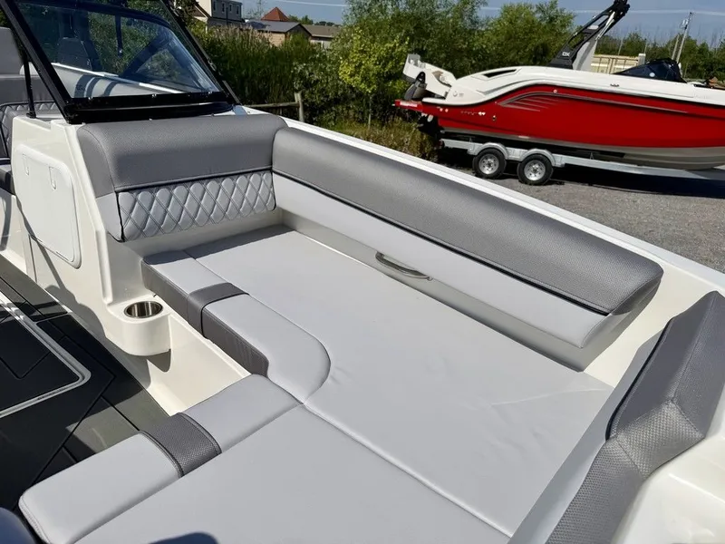 Slide: The Image of Bayliner D20i 2026 - 43