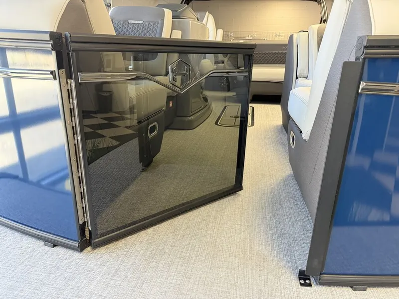 Slide: The Image of Harris Sunliner 230 SLE 2026 - 5