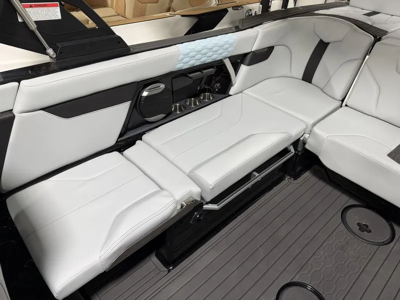 Slide: The Image of MasterCraft XT24 2026 - 20