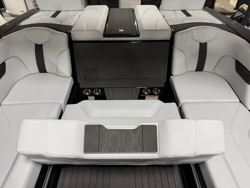 Slide: The Image of MasterCraft XT24 2026 - 23