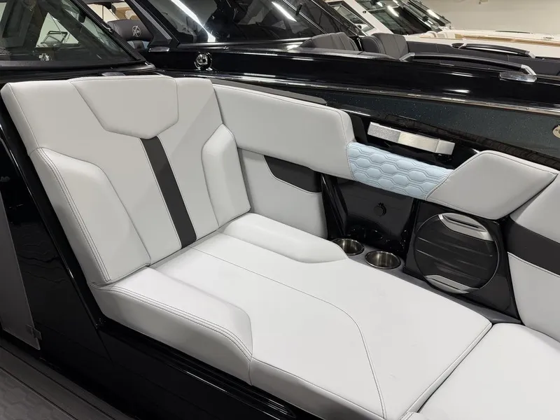 Slide: The Image of MasterCraft XT24 2026 - 29