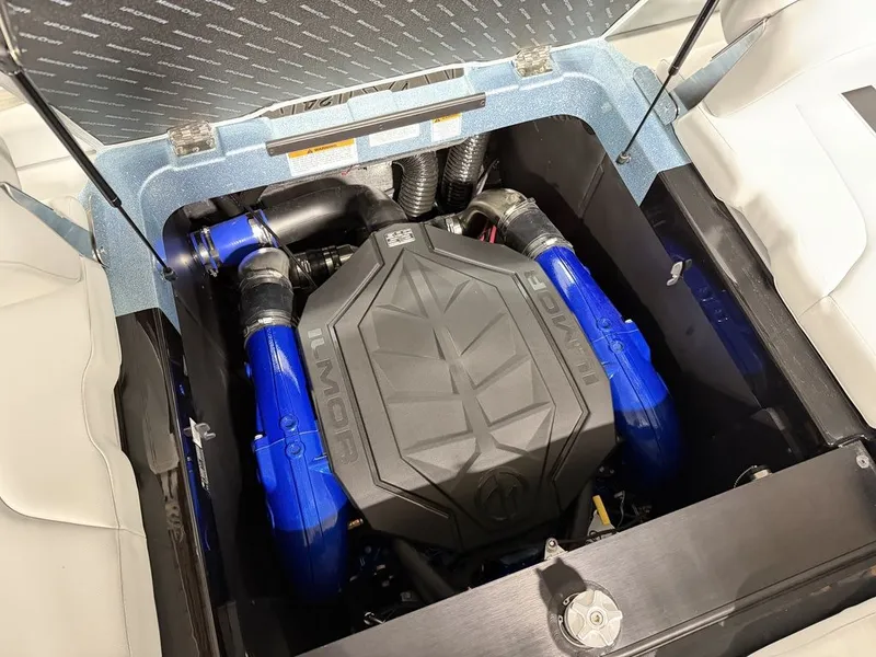 Slide: The Image of MasterCraft XT24 2026 - 38