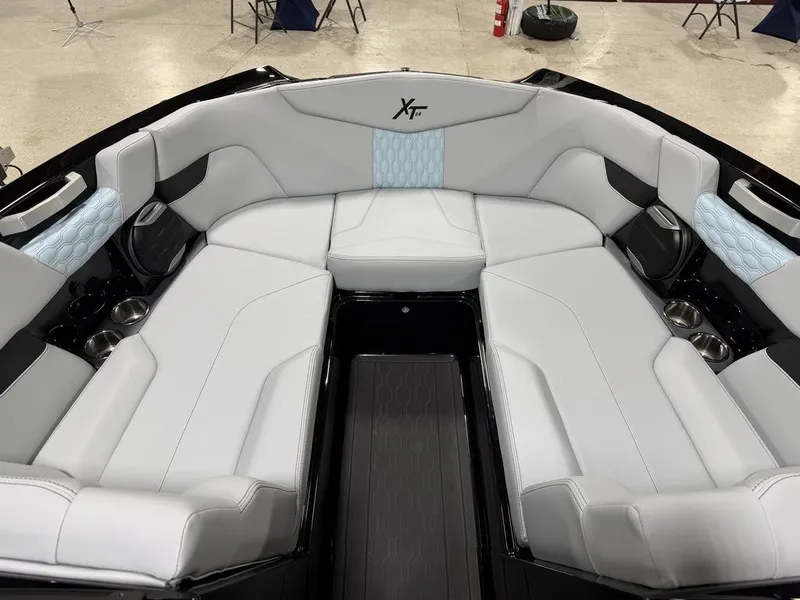 Slide: The Image of MasterCraft XT24 2026 - 25