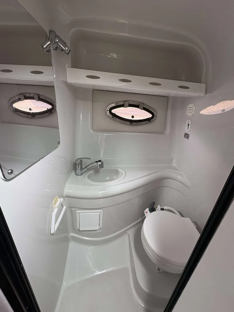 Slide: The Image of Crownline Boats 264CR 2018 - 16