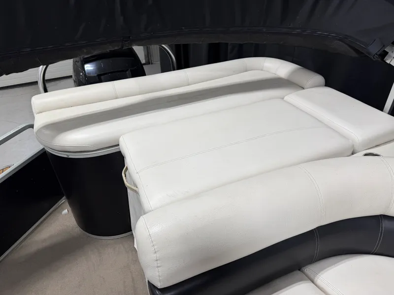 Slide: The Image of Premier 235 GRAND MAJESTIC 2009 - 59