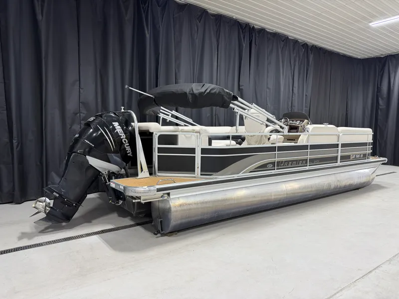 Slide: The Image of Premier 235 GRAND MAJESTIC 2009 - 1