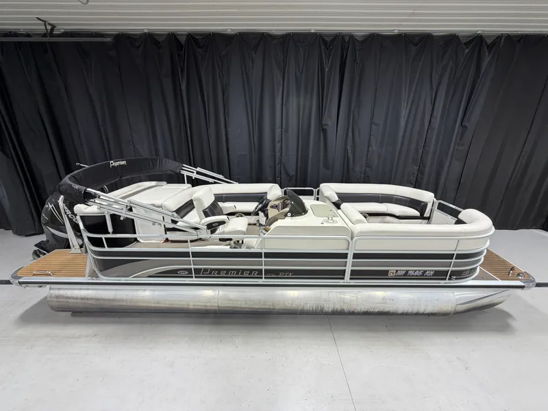 The Image of Premier 235 GRAND MAJESTIC 2009 - 0
