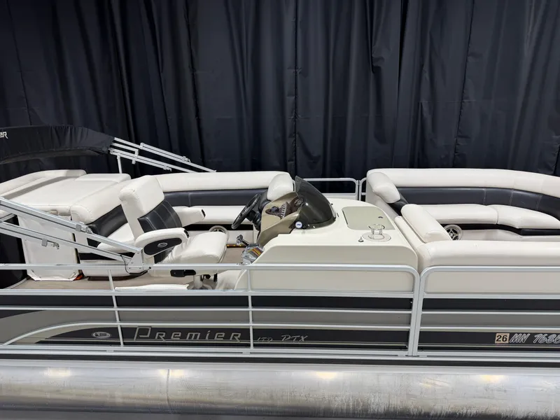 Slide: The Image of Premier 235 GRAND MAJESTIC 2009 - 4