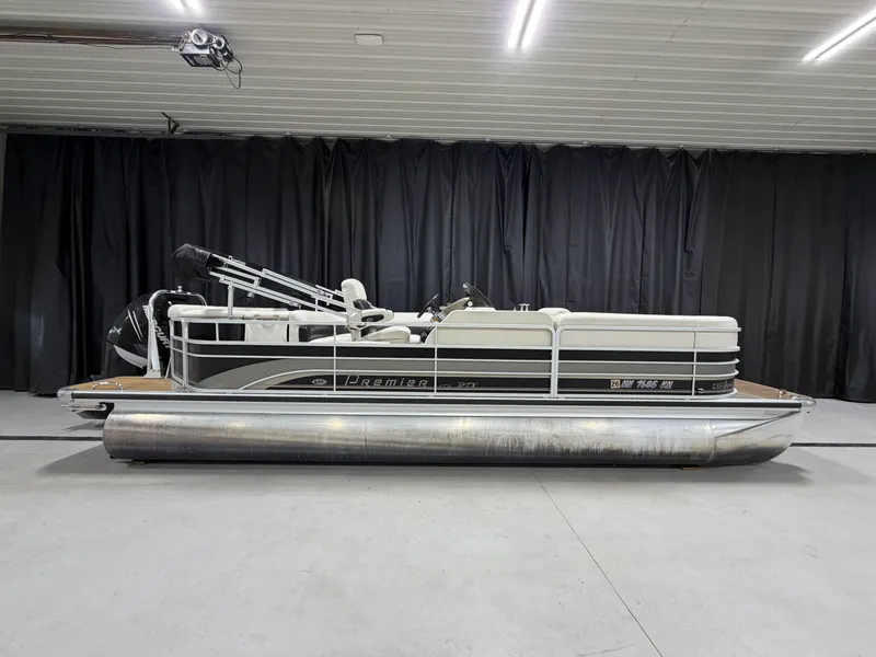 Slide: The Image of Premier 235 GRAND MAJESTIC 2009 - 74