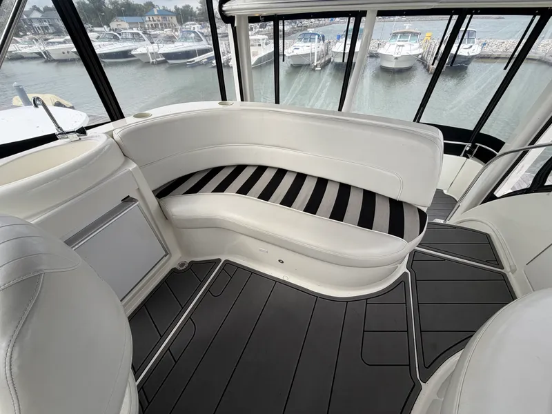 Slide: The Image of Meridian 368 MOTORYACHT 2005 - 13