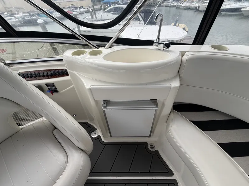 Slide: The Image of Meridian 368 MOTORYACHT 2005 - 22