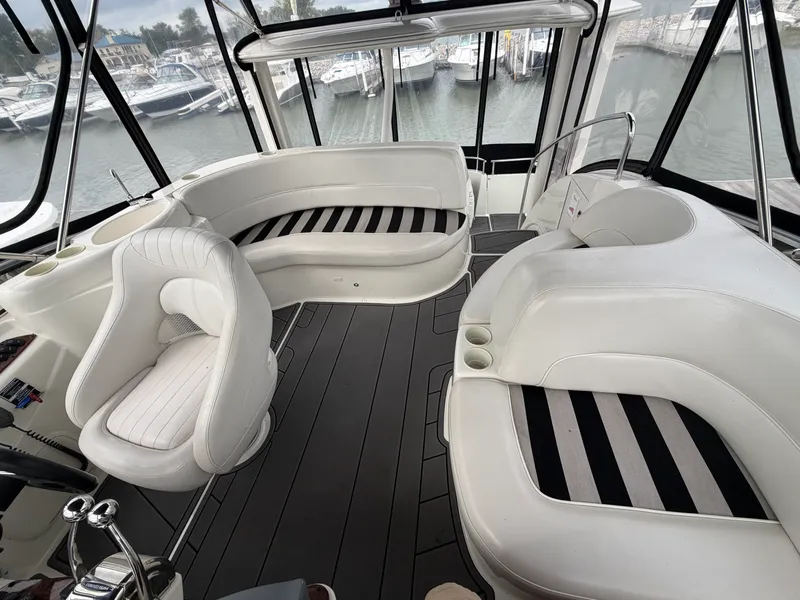 Slide: The Image of Meridian 368 MOTORYACHT 2005 - 16