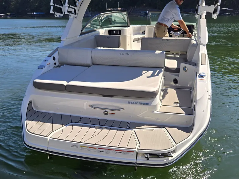 Slide: The Image of Sea Ray SDX 250 Surf 2027 - 41