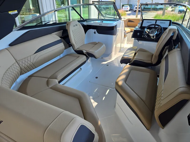 Slide: The Image of Sea Ray SLX 260 Outboard 2027 - 15