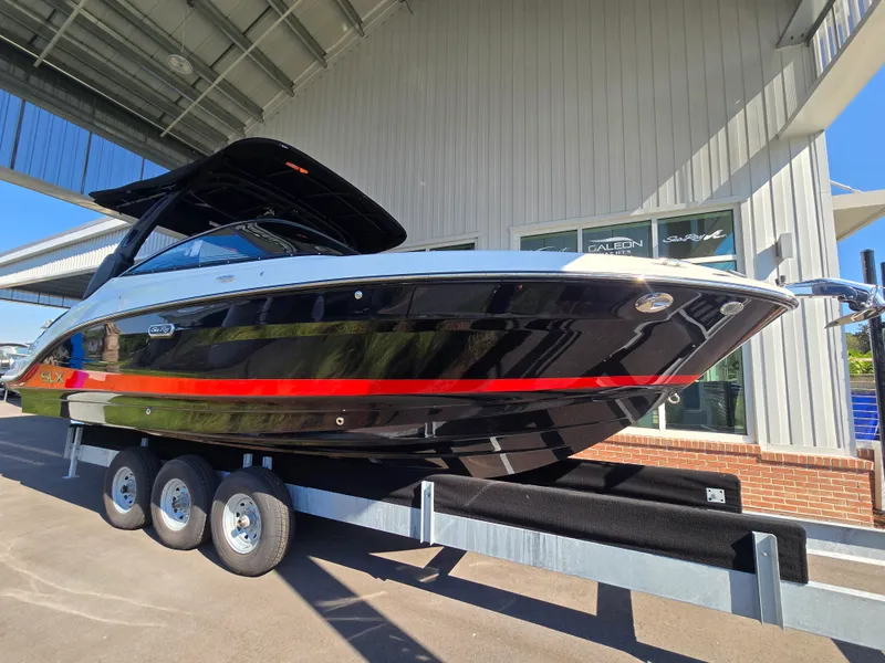 The Image of Sea Ray SLX 260 Outboard 2027 - 0
