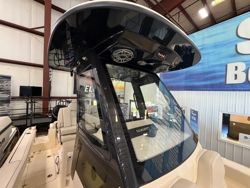 Slide: The Image of Scout 260 LXF 2027 - 44
