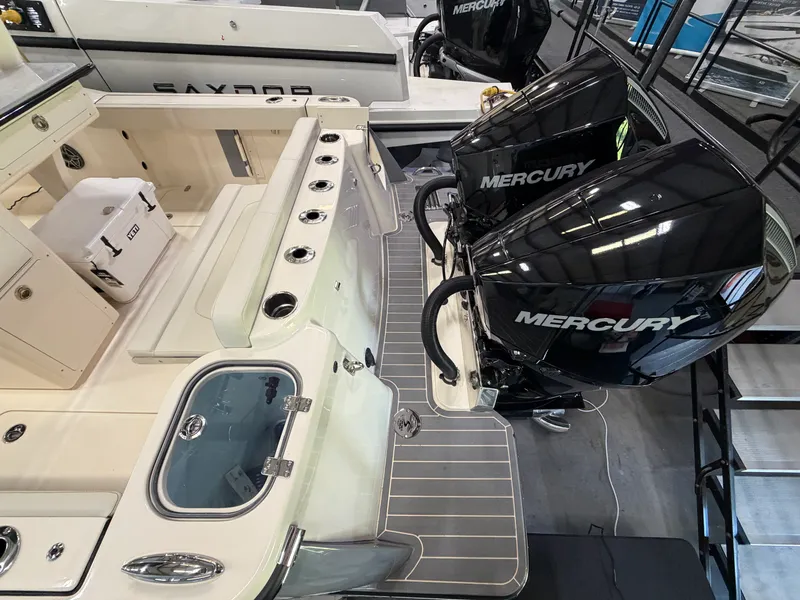 Slide: The Image of Scout 260 LXF 2027 - 10